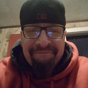 Meet your Posher, Larry